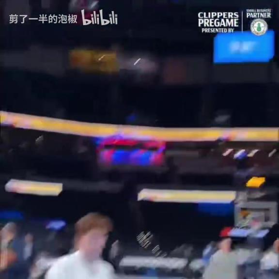 寶藏球員！你覺(jué)得小瓊斯能延續(xù)去年季后賽的亮眼表現(xiàn)嗎？