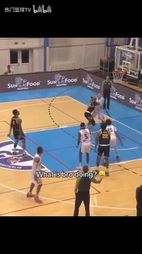 一分變兩分！這哥們得感謝5號為他成就了名場面！